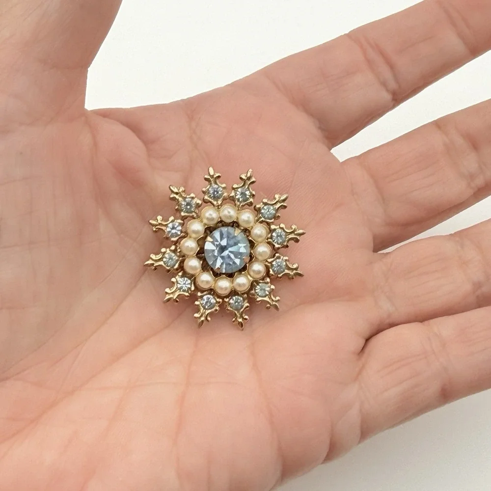 Vintage Starburst Brooch Light Blue Rhinestone Faux Pearl Gold Tone Sunburst Pin